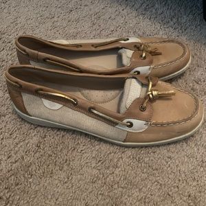 EUC Sperry slip ons